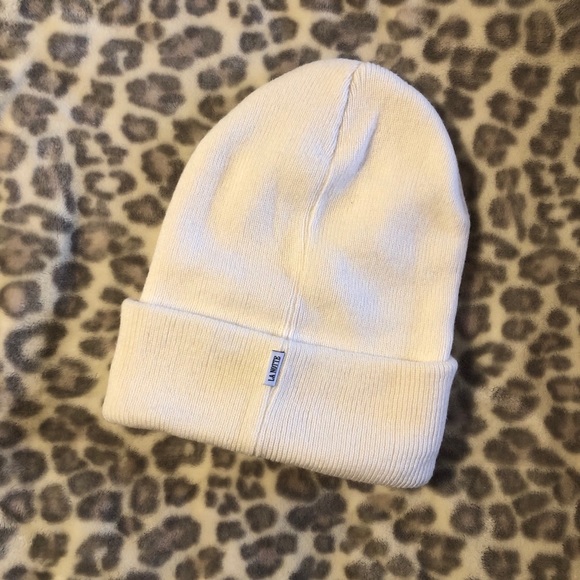 LIKE NEW Brkln La Notte Beanie White - Picture 6 of 6